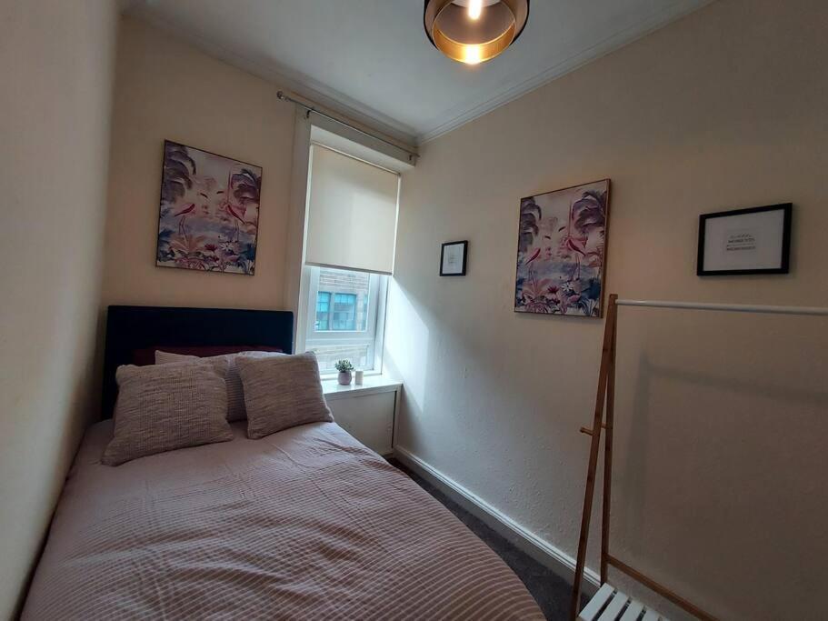 Lovely 2 Bedroom Apartment In The Centre Of Hawick Ngoại thất bức ảnh